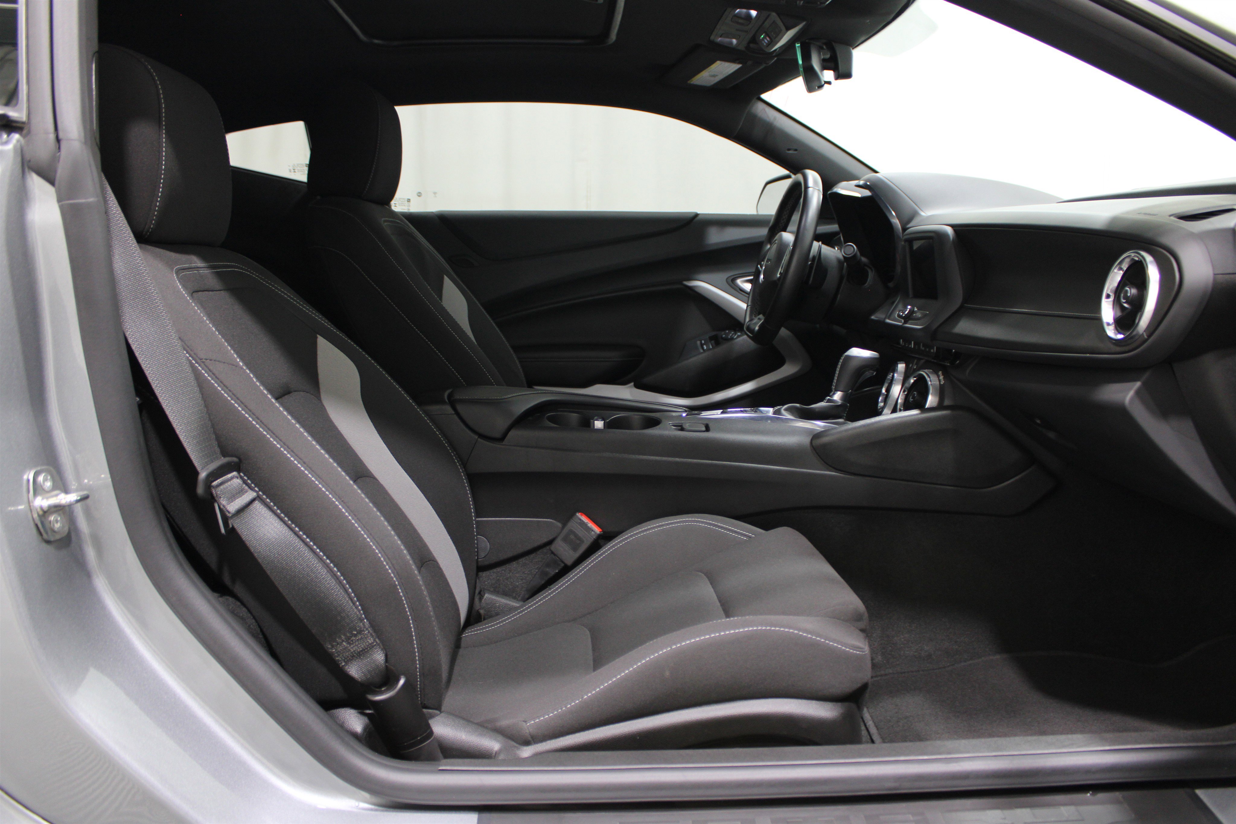 2024 Chevrolet Camaro LT1 photo 15