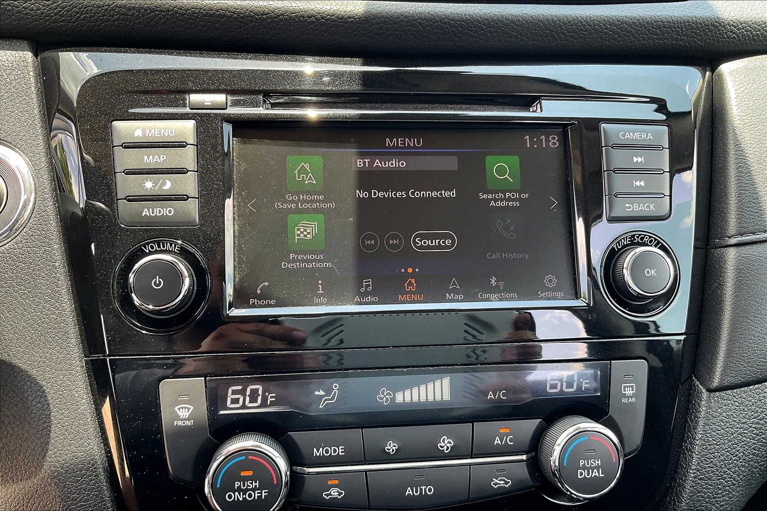 2019 Nissan Rogue SV photo 32