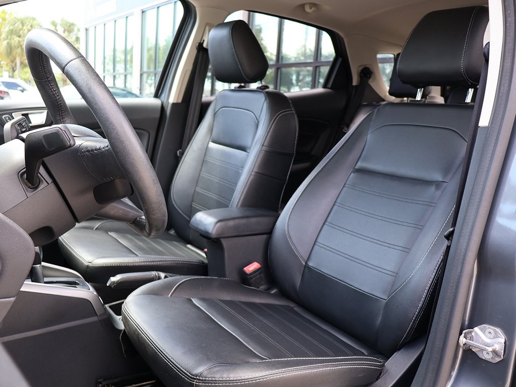 2021 Ford EcoSport Titanium photo 23