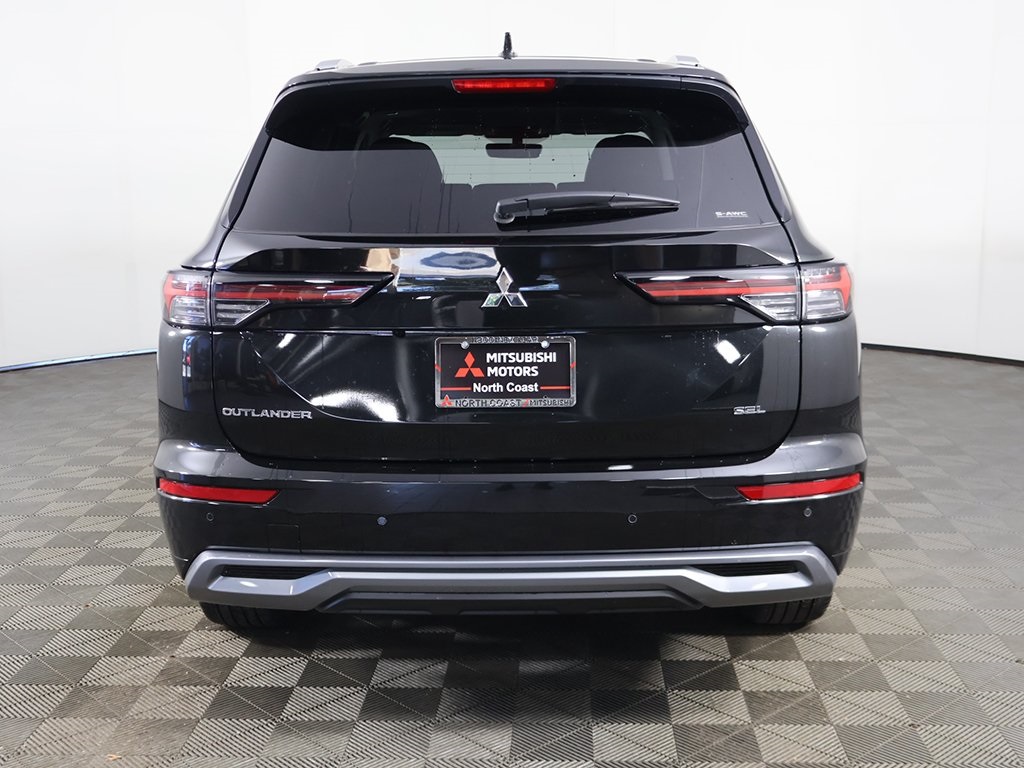 2025 Mitsubishi Outlander SEL GT photo 13