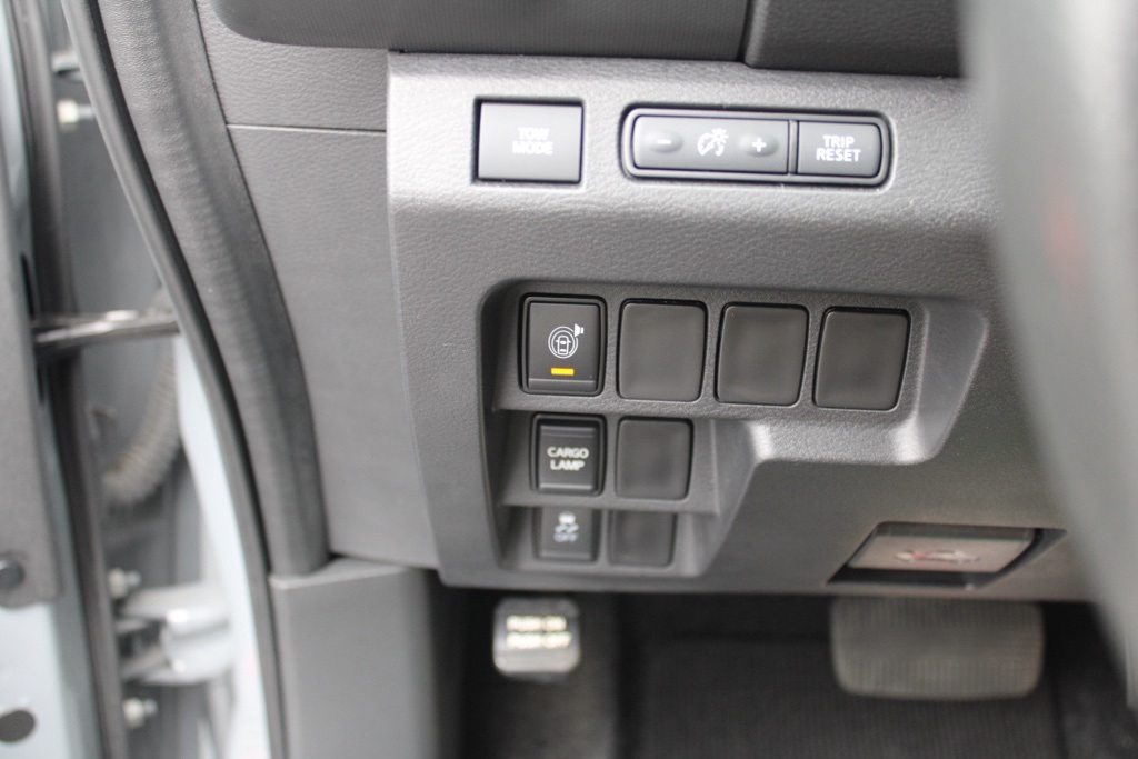 2022 Nissan Frontier Crew Cab PRO-X photo 14