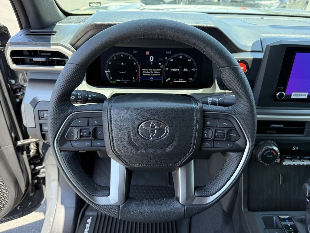 2025 Toyota Tacoma TRD 4x4 photo 18