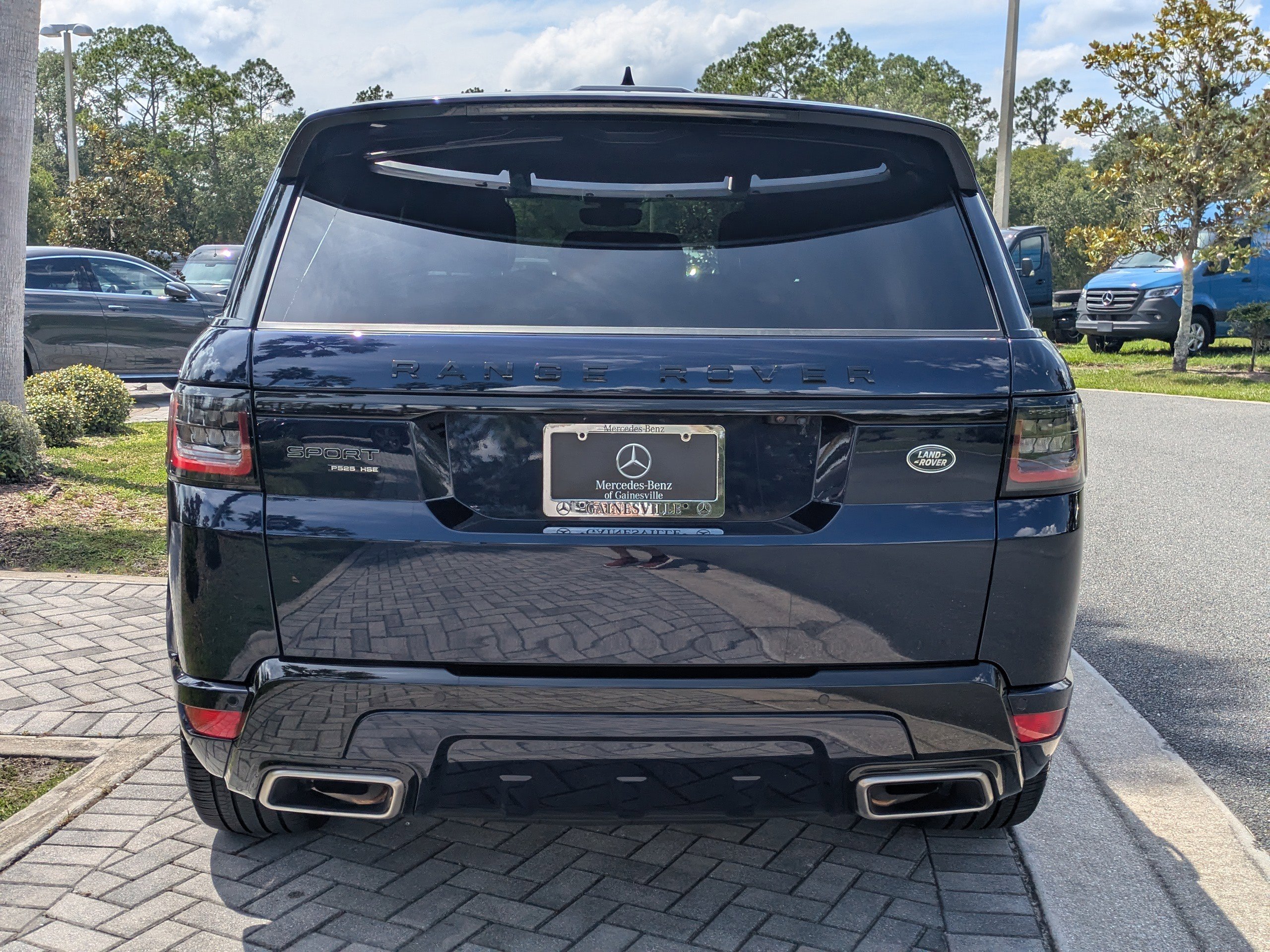 2022 Land Rover Range Rover Sport HSE Dynamic photo 3