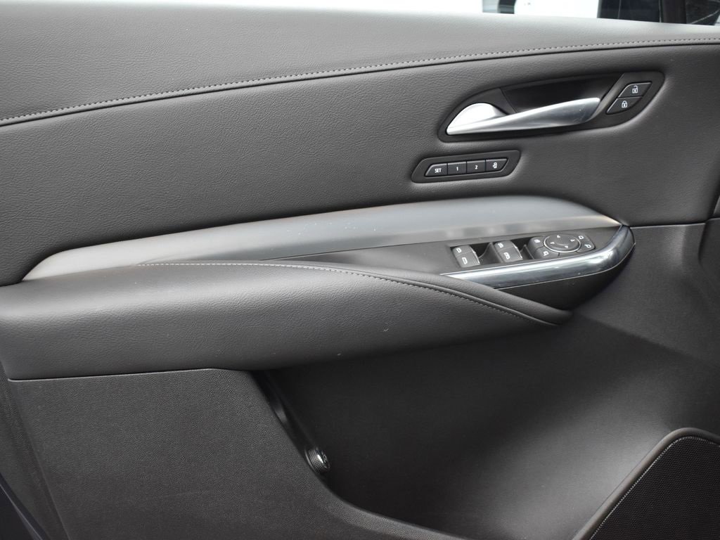 2023 Cadillac XT4 Premium Luxury photo 8