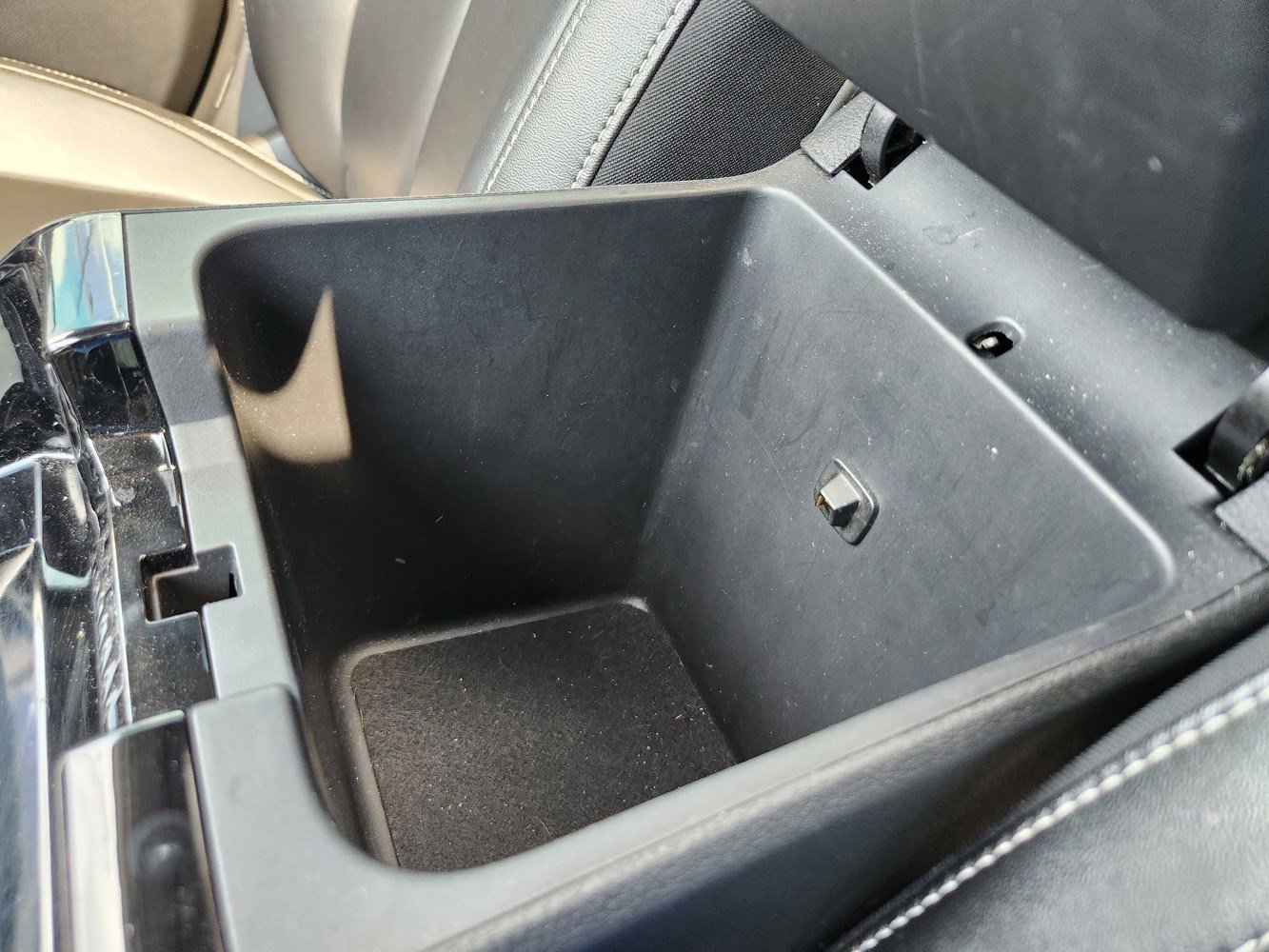 2023 Jeep Cherokee Base photo 14