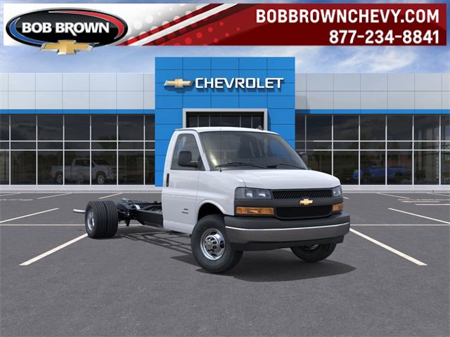 2025 Chevrolet Express Cutaway Base's photo
