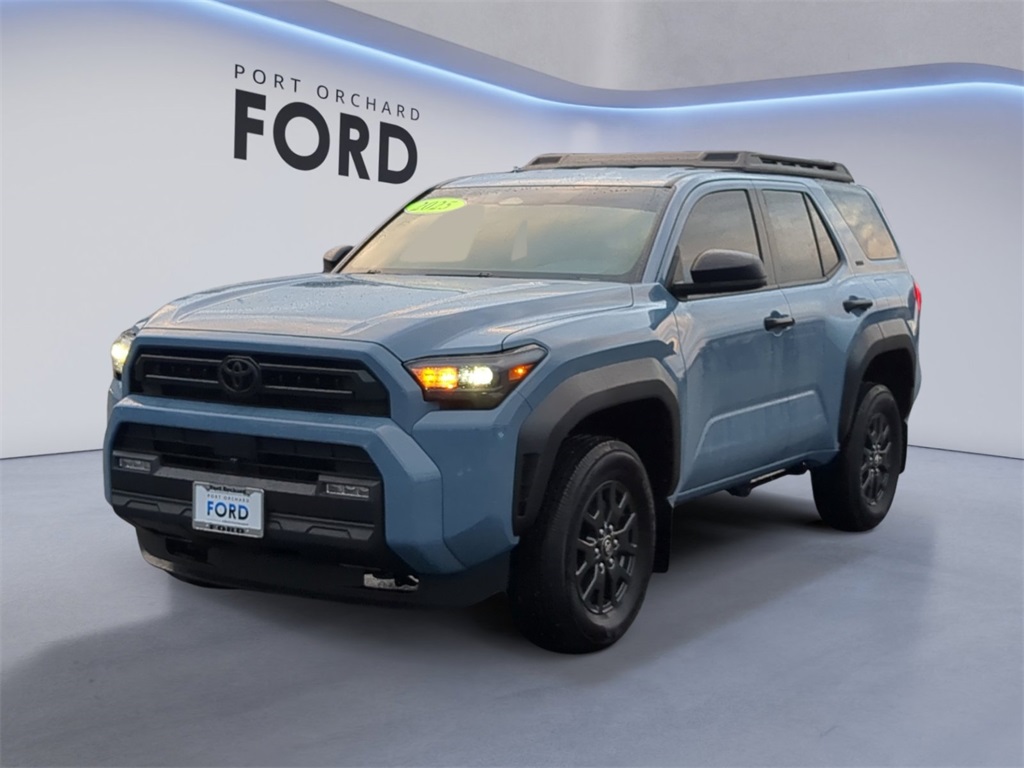 2025 Toyota 4Runner SR5's photo