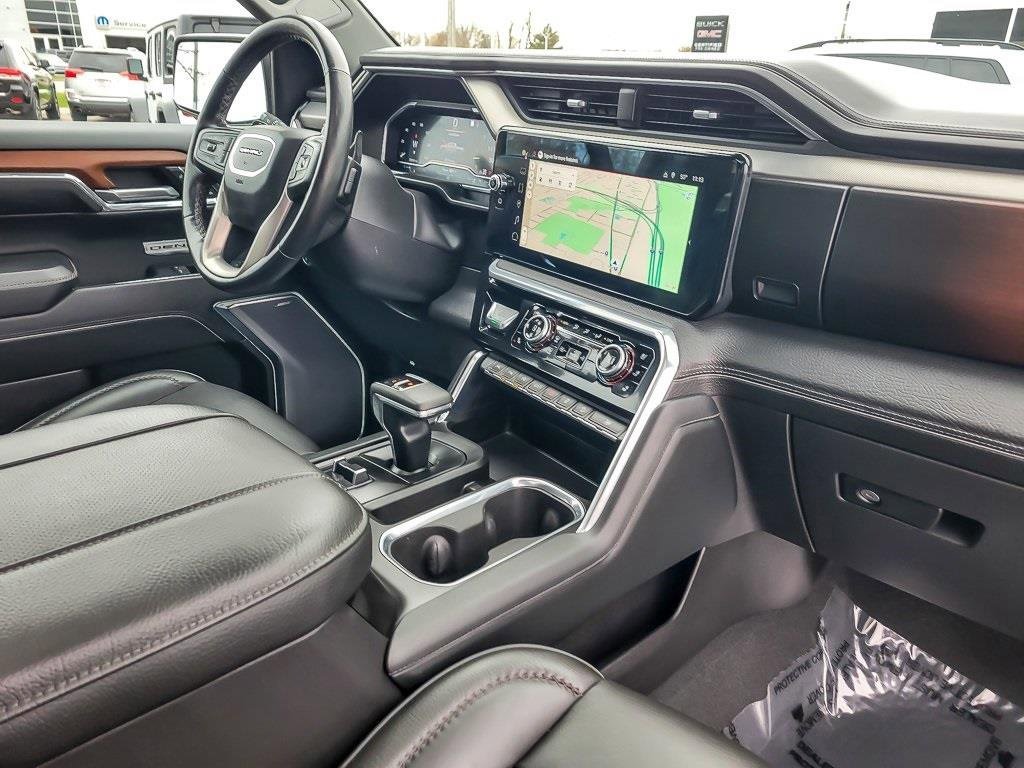 2023 GMC SIERRA - Image 24