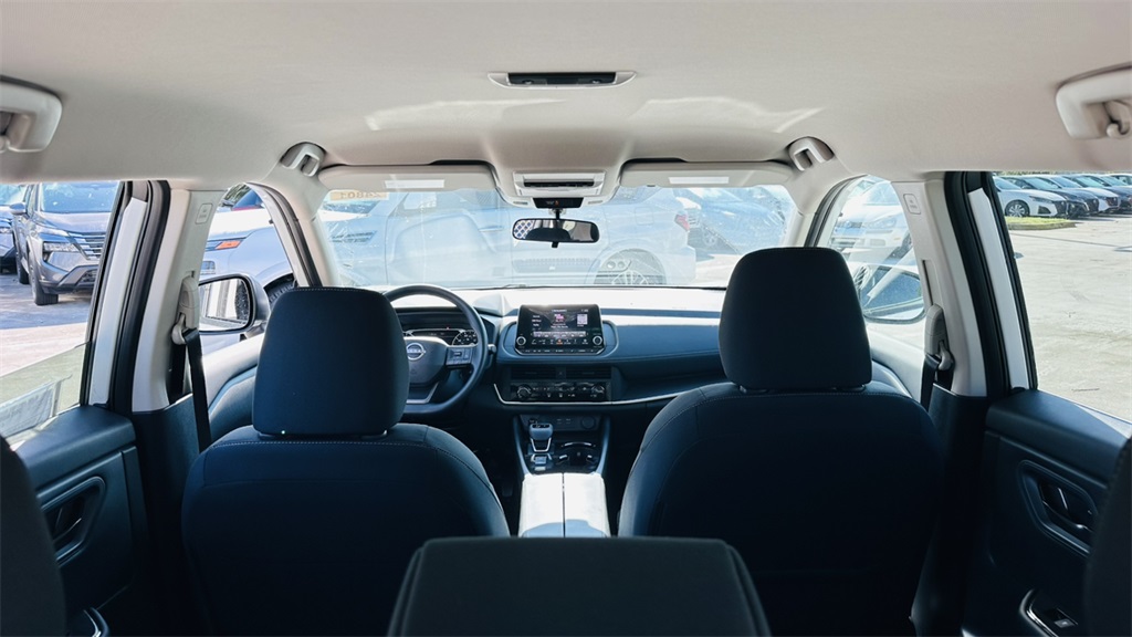 2025 Nissan Rogue S photo 26