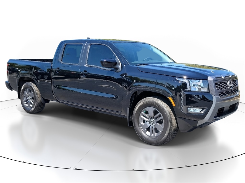 2025 Nissan Frontier SV photo 2