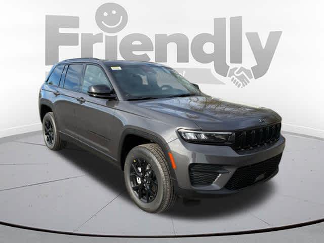 2025 Jeep Grand Cherokee Altitude's photo