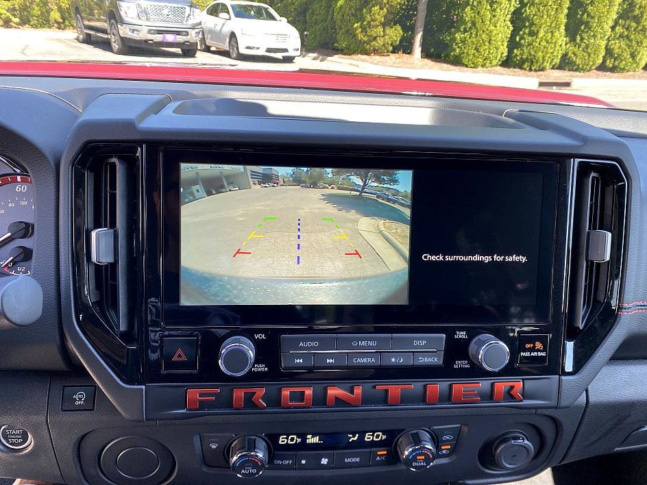 2025 Nissan Frontier PRO-X photo 10