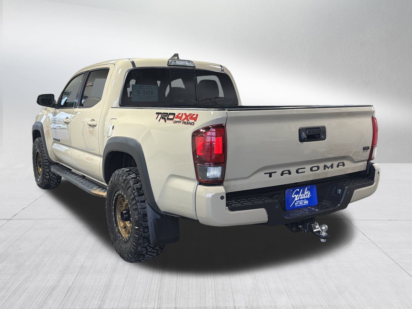 2019 Toyota Tacoma SR5 photo 2
