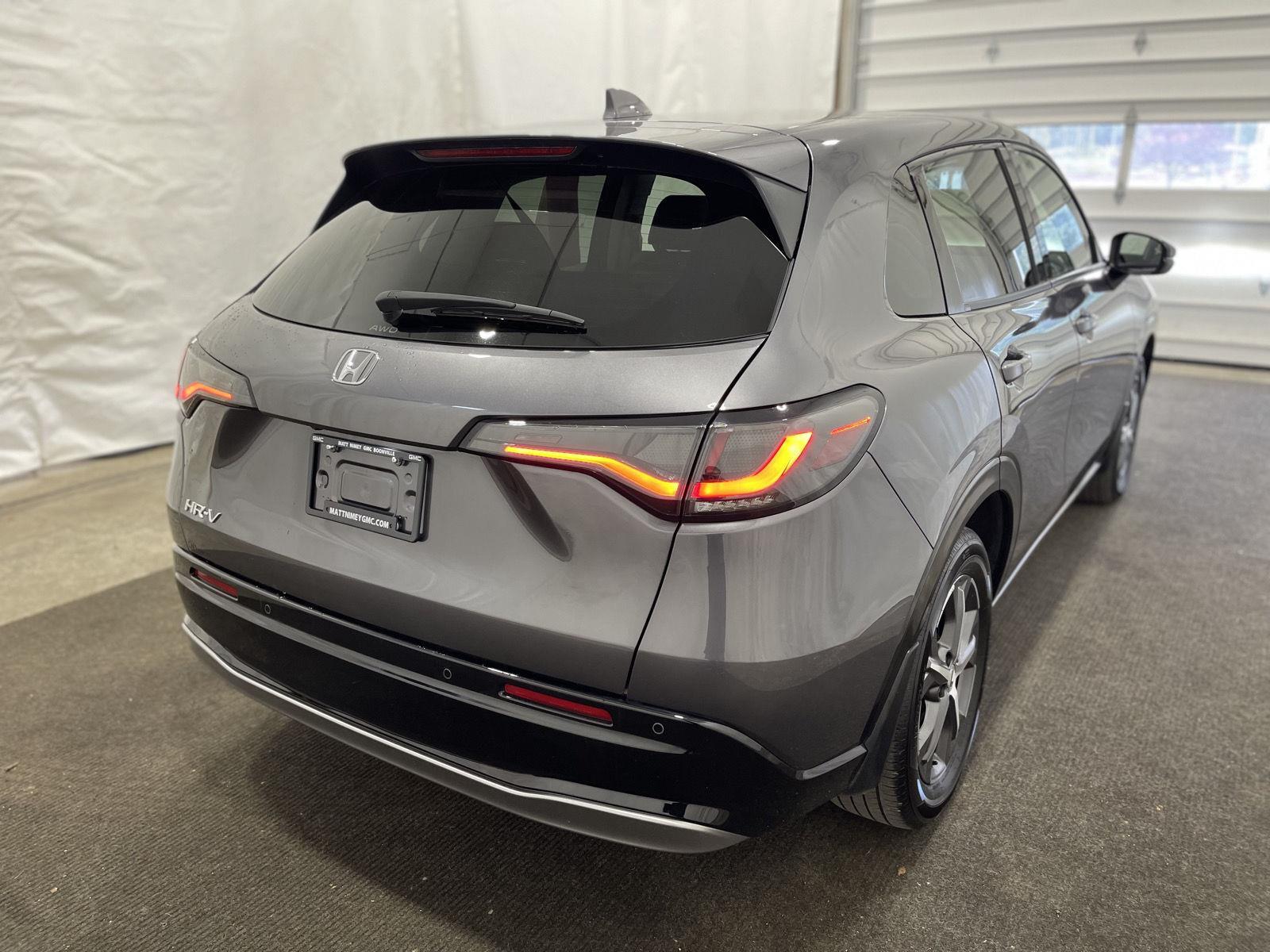 2024 Honda HR-V EX-L photo 4