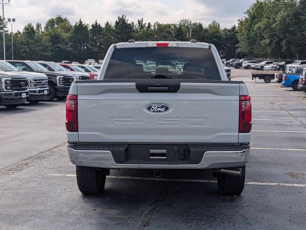 2024 Ford F-150 XLT photo 4