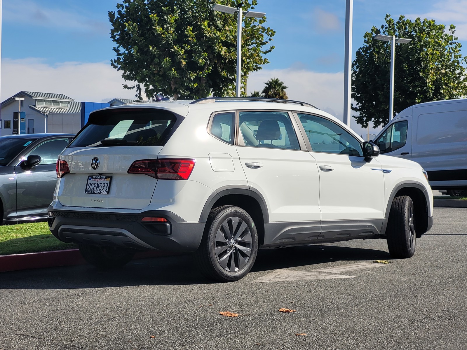 2022 Volkswagen Taos S photo 3