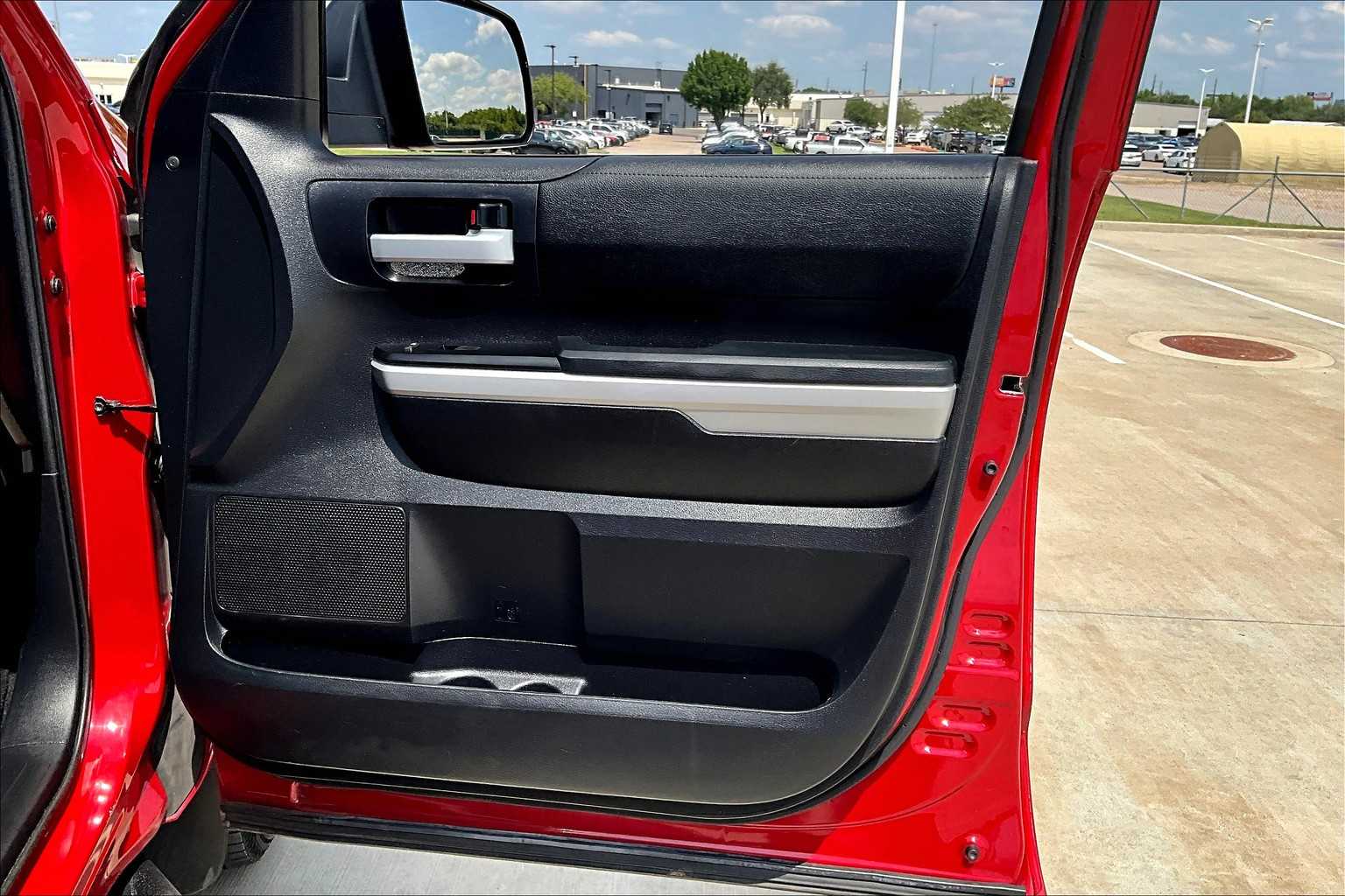 2020 Toyota Tundra SR5 Grade photo 17
