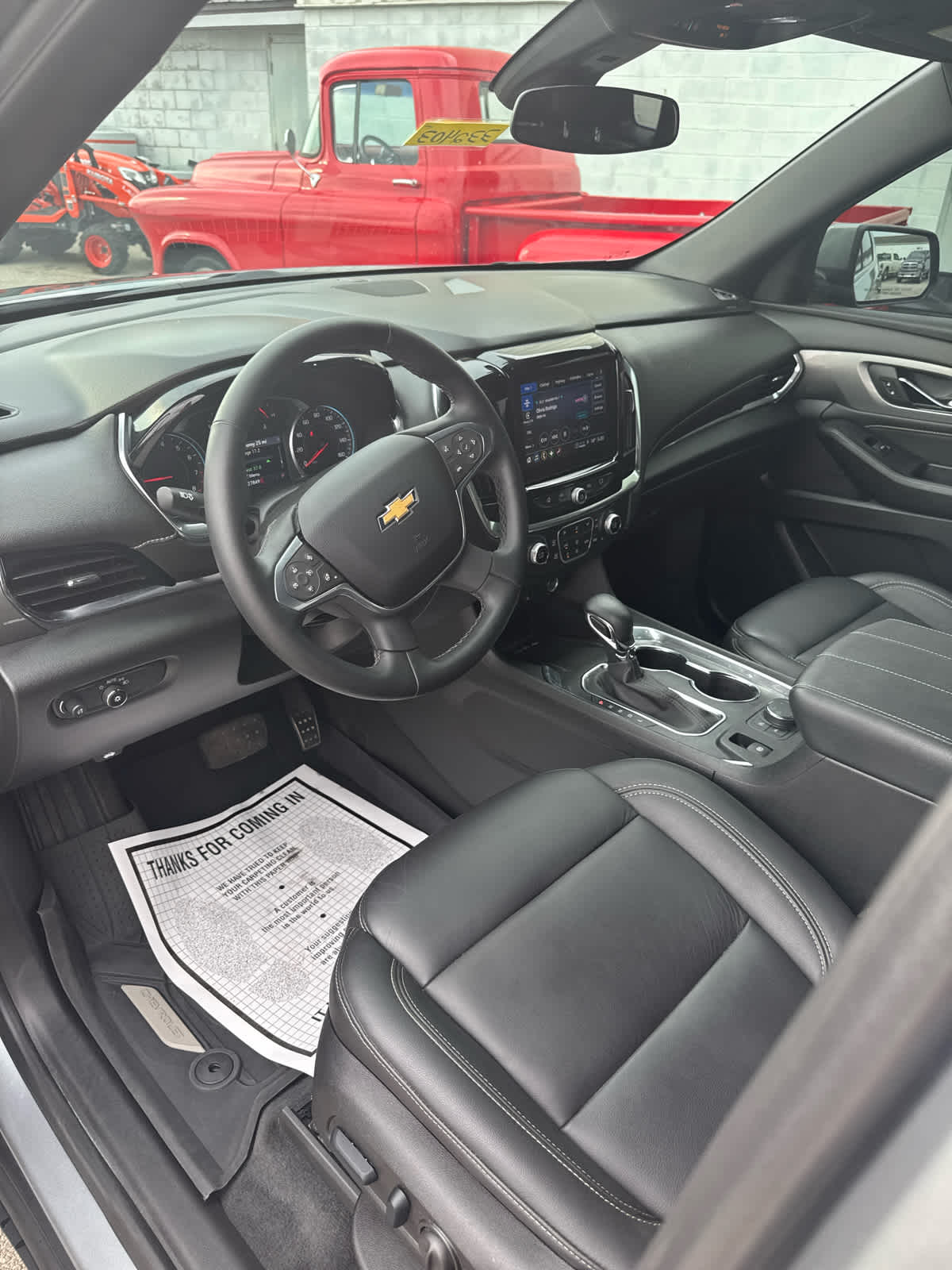 2023 Chevrolet Traverse Leather photo 16