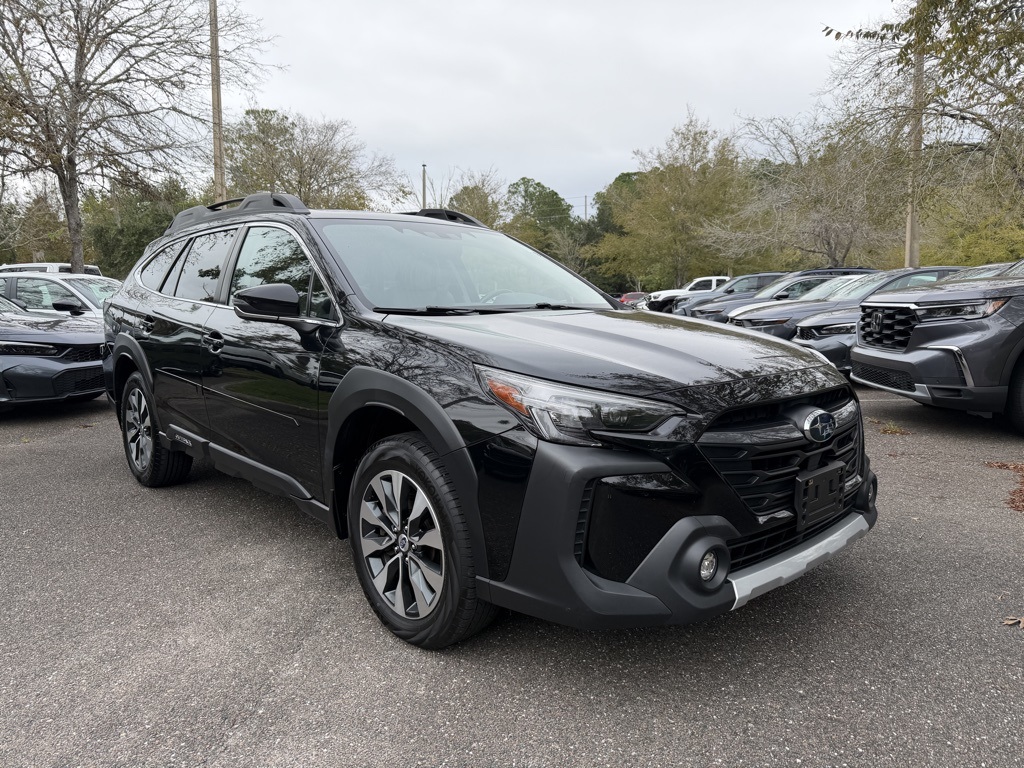 2023 Subaru Outback Limited's photo