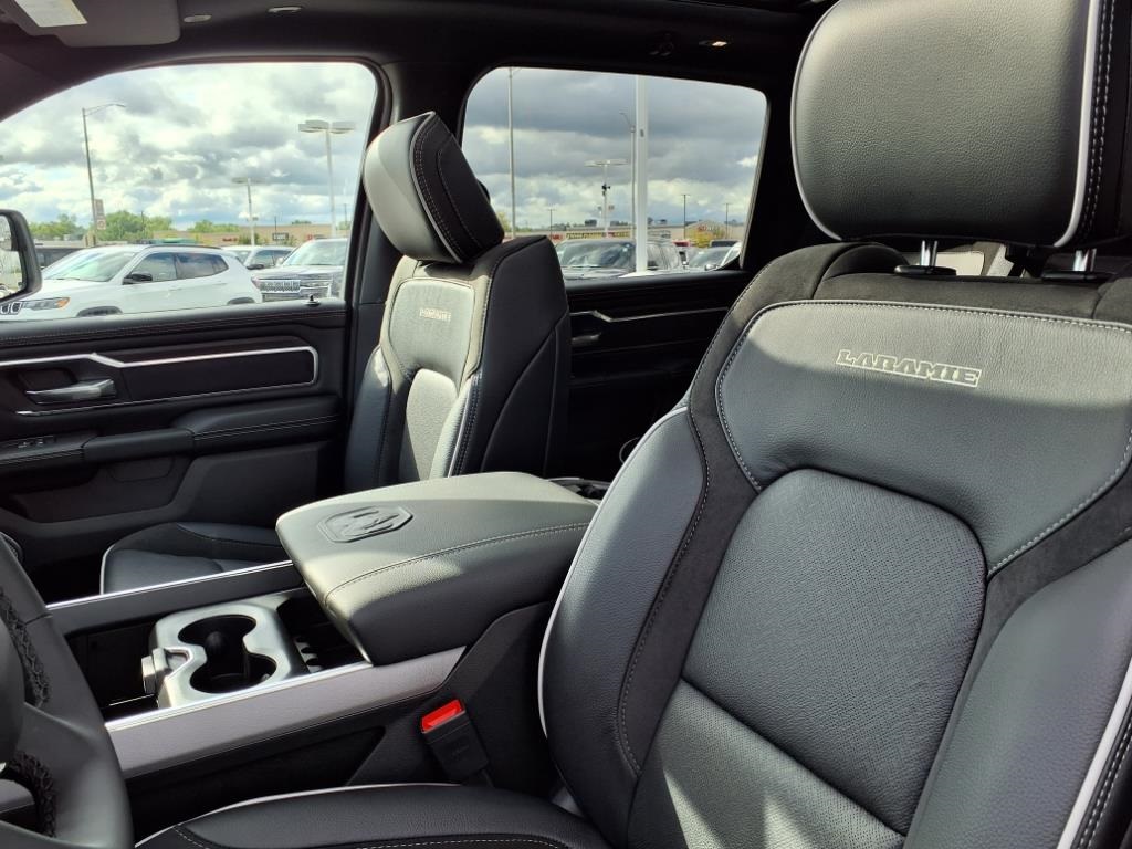 2026 Ram 1500 Laramie photo 9