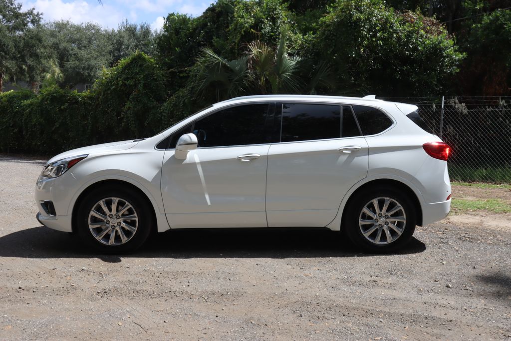 2020 Buick Envision Essence photo 3