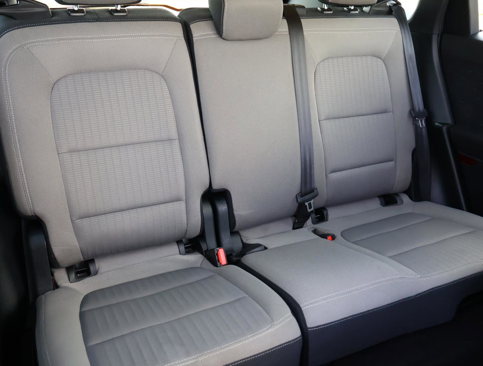 2020 Ford Escape S photo 18