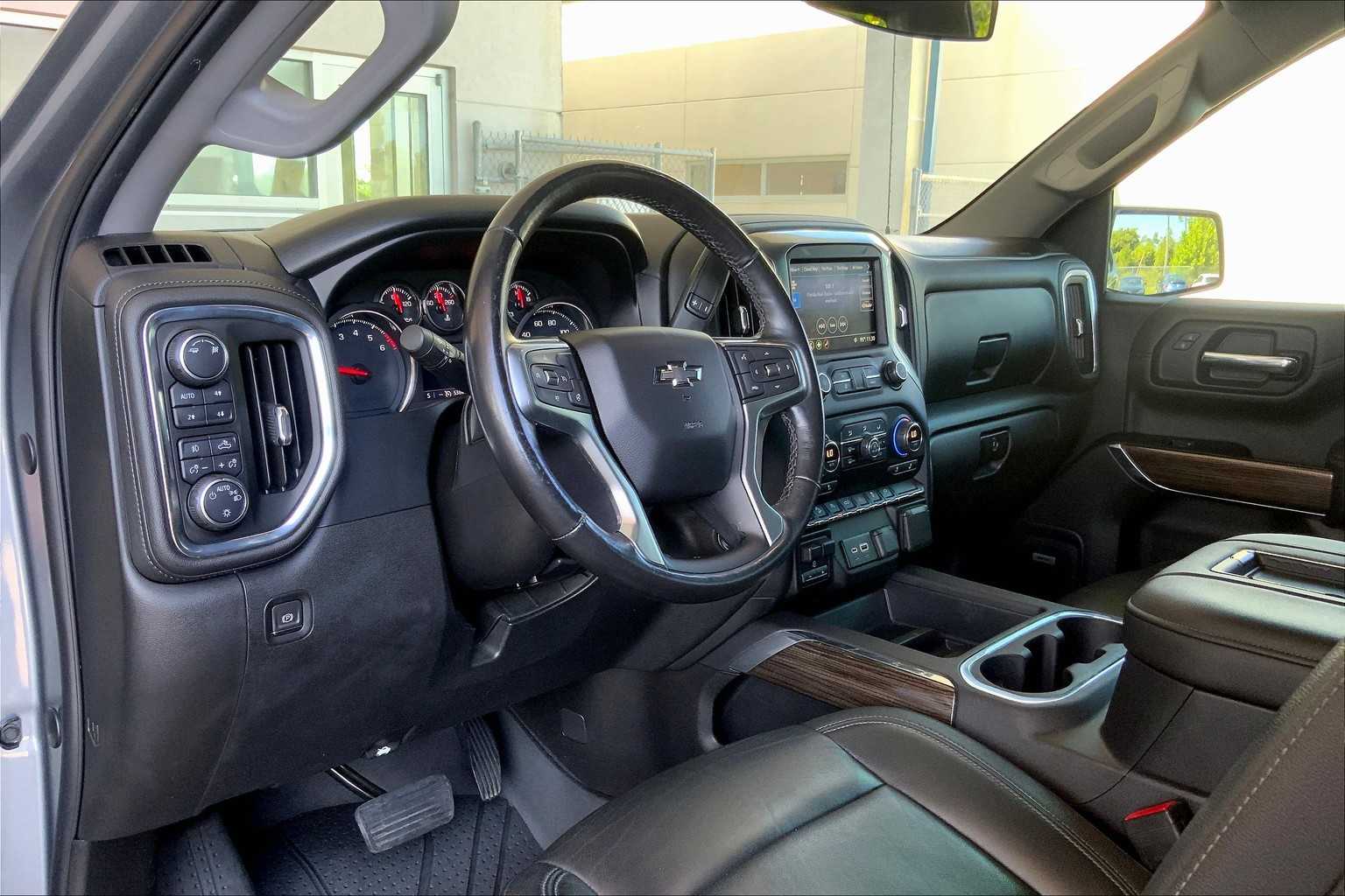 2019 Chevrolet Silverado 1500 LT Trail Boss photo 16