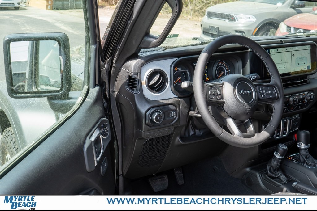 2025 Jeep Wrangler Sport S photo 12