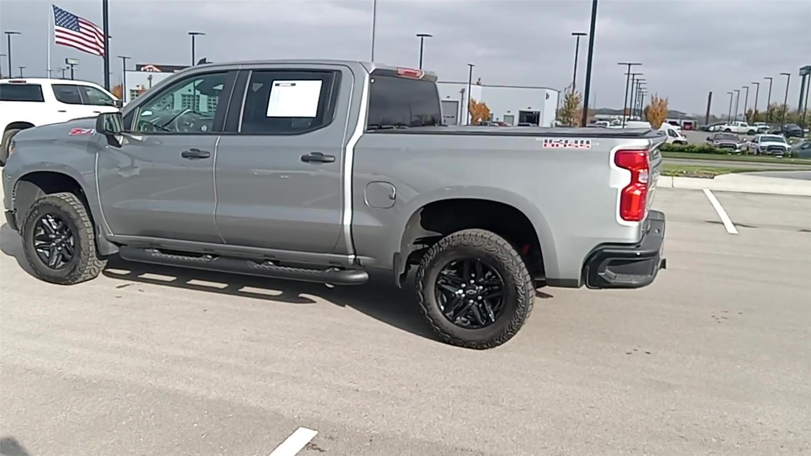 2025 Chevrolet Silverado 1500 Custom Trail Boss photo 3