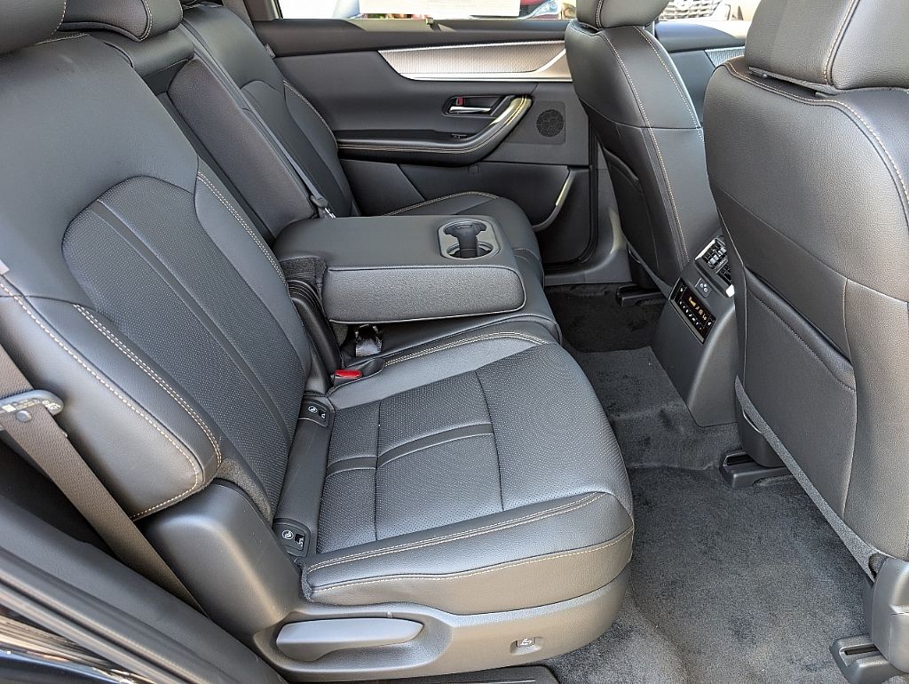 2026 Mazda CX-90 3.3 Turbo Preferred photo 17