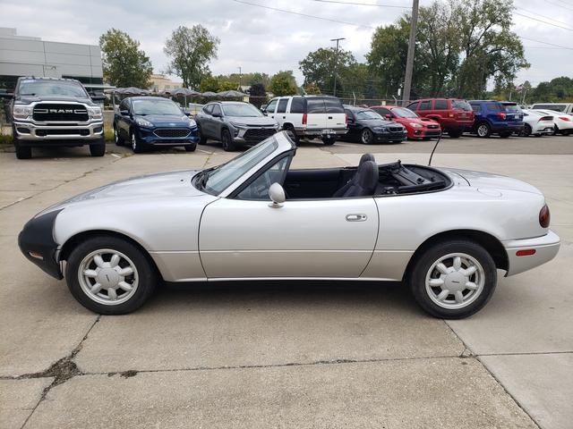 1991 Mazda MX-5 Miata Miata Base photo 5