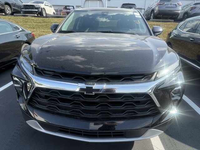 2023 Chevrolet Blazer 2LT photo 2