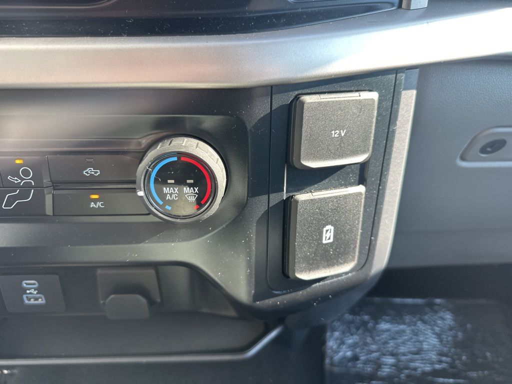 2023 Ford F-150 XLT photo 18