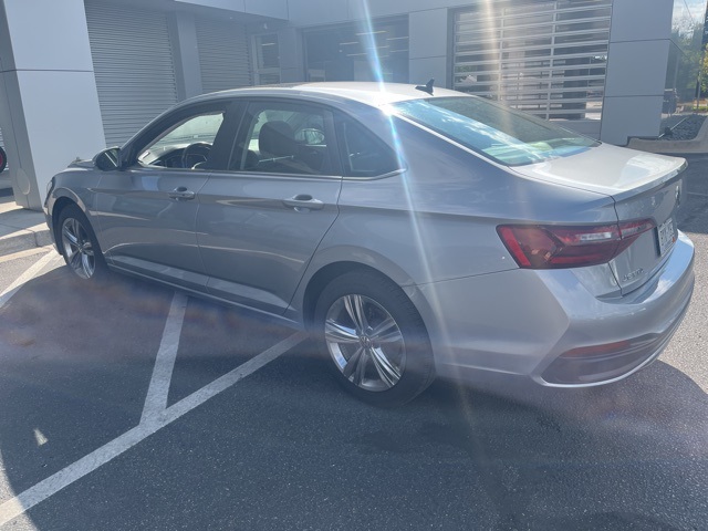 2022 Volkswagen Jetta 1.5T SE photo 3