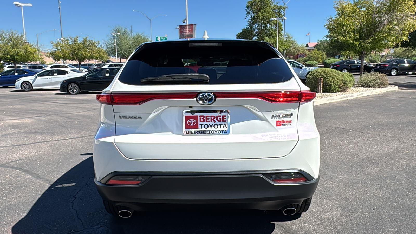 2021 Toyota Venza LE photo 6