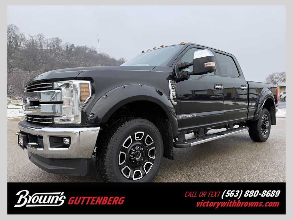 2019 Ford F-250 Super Duty Lariat's photo