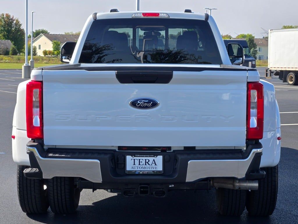 2024 Ford F-350 XL photo 12