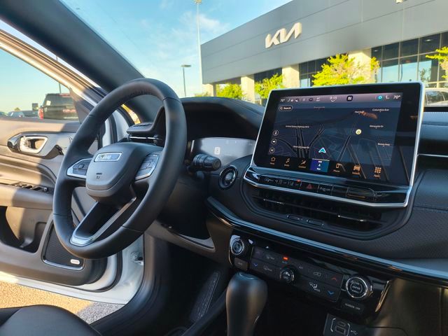 2025 Jeep Compass Limited photo 23