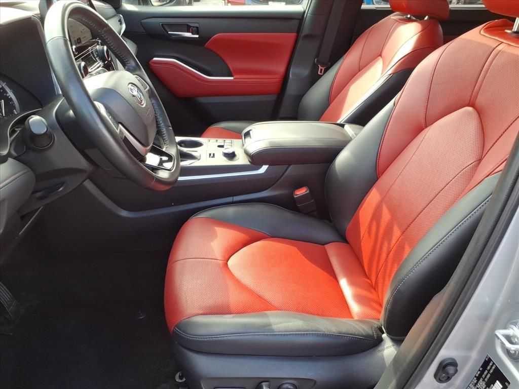 2023 TOYOTA HIGHLANDER - Image 9