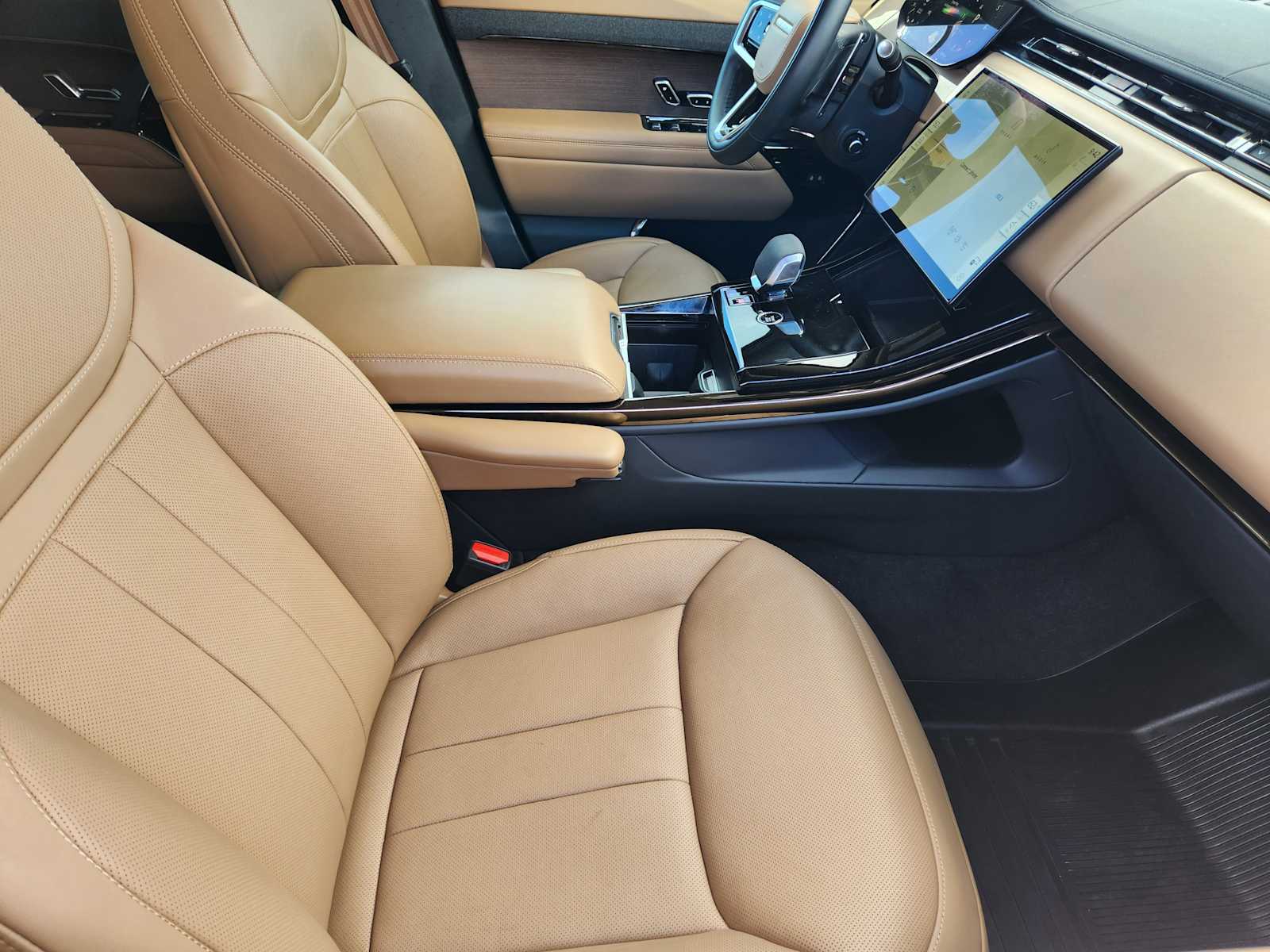 2024 Land Rover Range Rover Sport SE photo 12