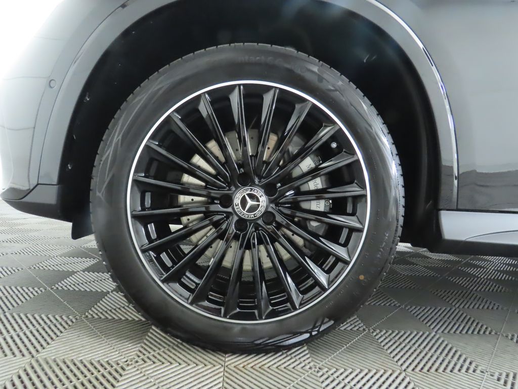 2026 Mercedes Benz GLC 300 photo 27