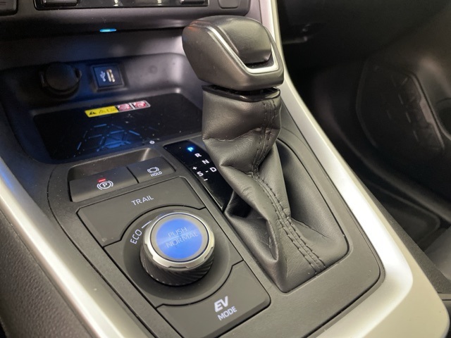 2023 Toyota RAV4 Hybrid XSE photo 28