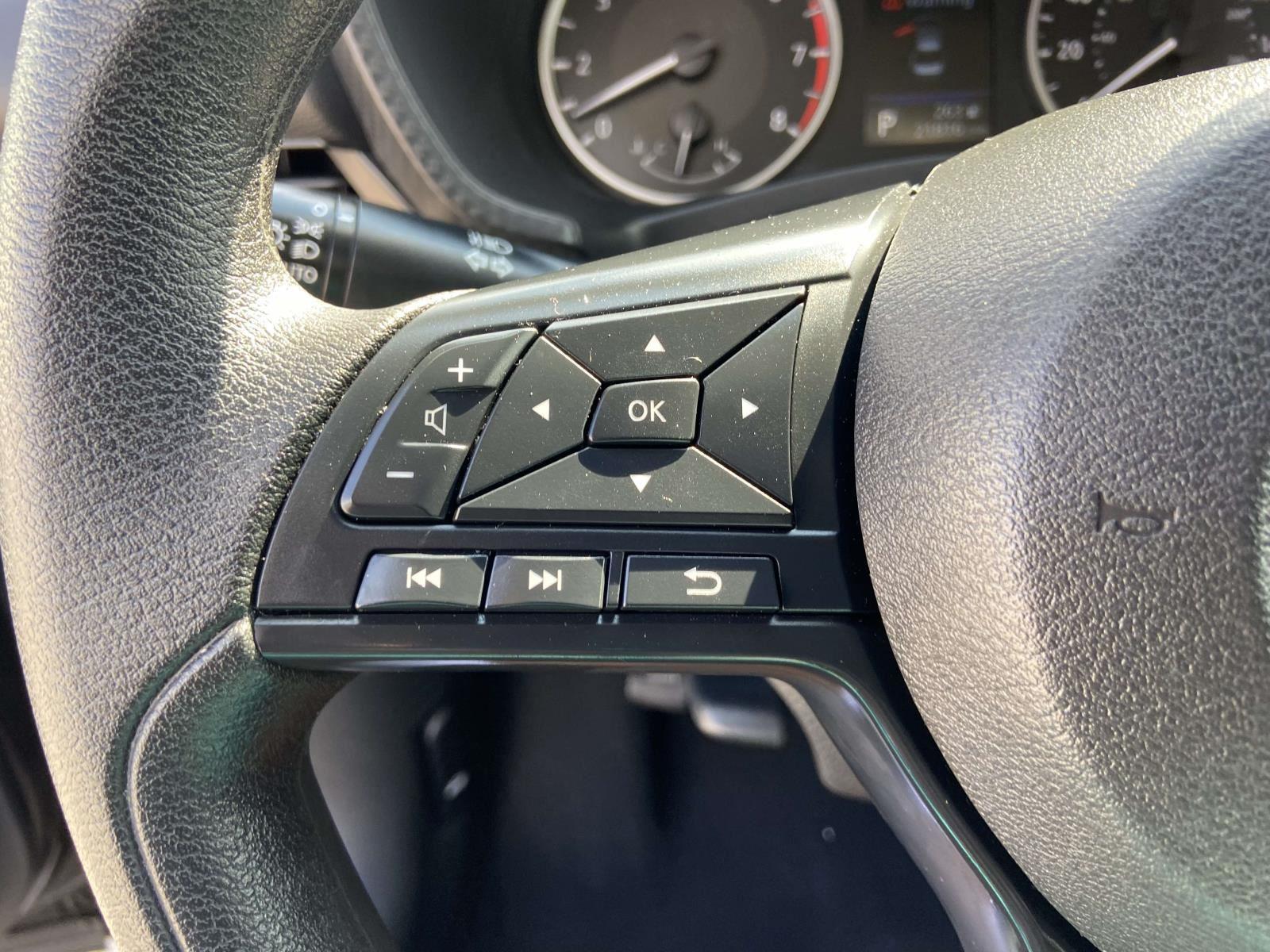 2024 Nissan Sentra S photo 17