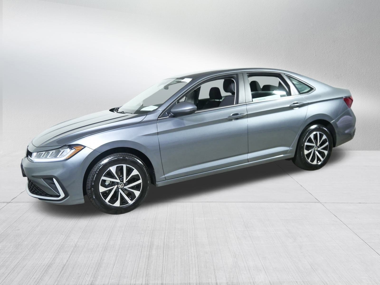 2025 Volkswagen Jetta S photo 3