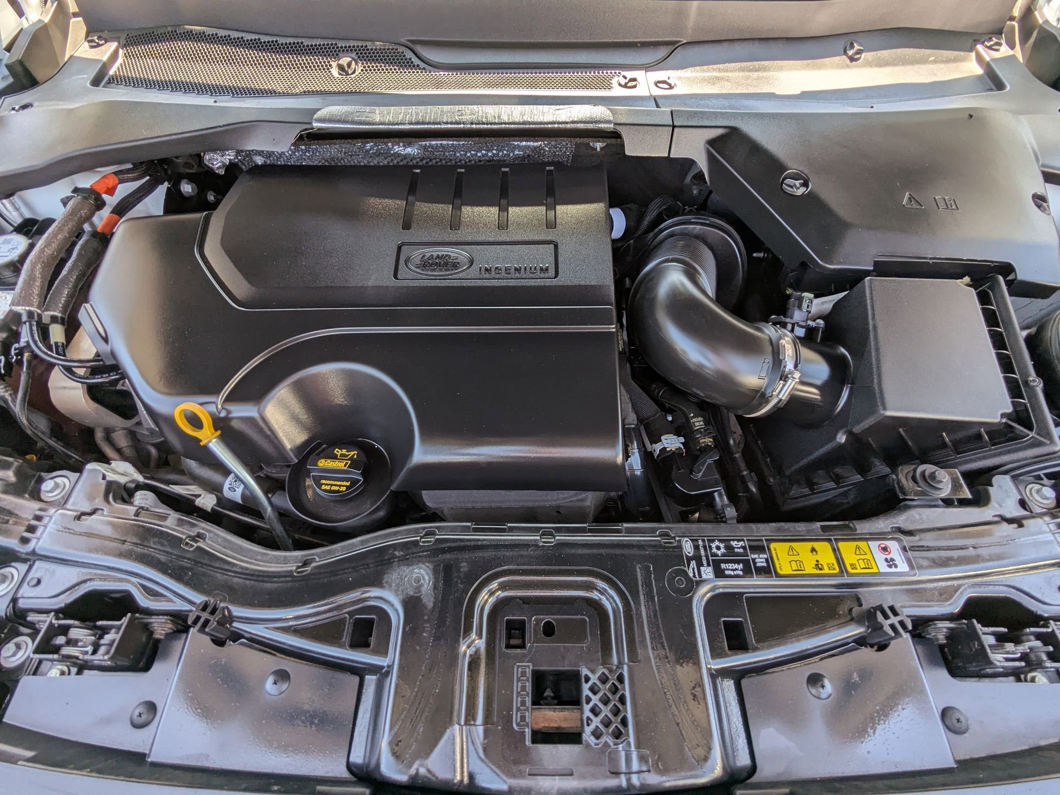 2023 Land Rover Discovery Sport SE photo 19
