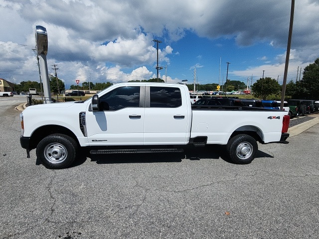 2024 Ford F-350 photo 5