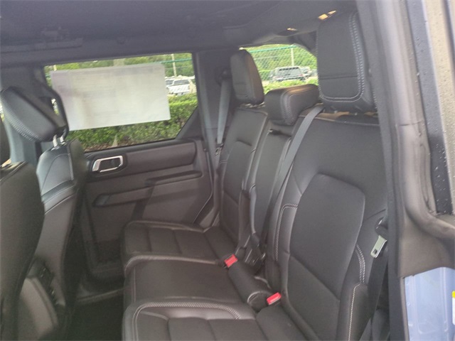 2025 Ford Bronco Outer Banks photo 13