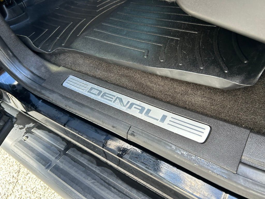 2012 Gmc Sierra Denali photo 14