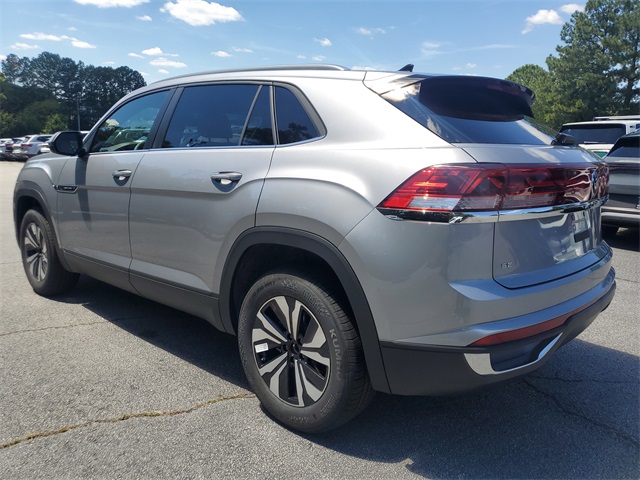2026 Volkswagen Atlas Cross Sport SE photo 5