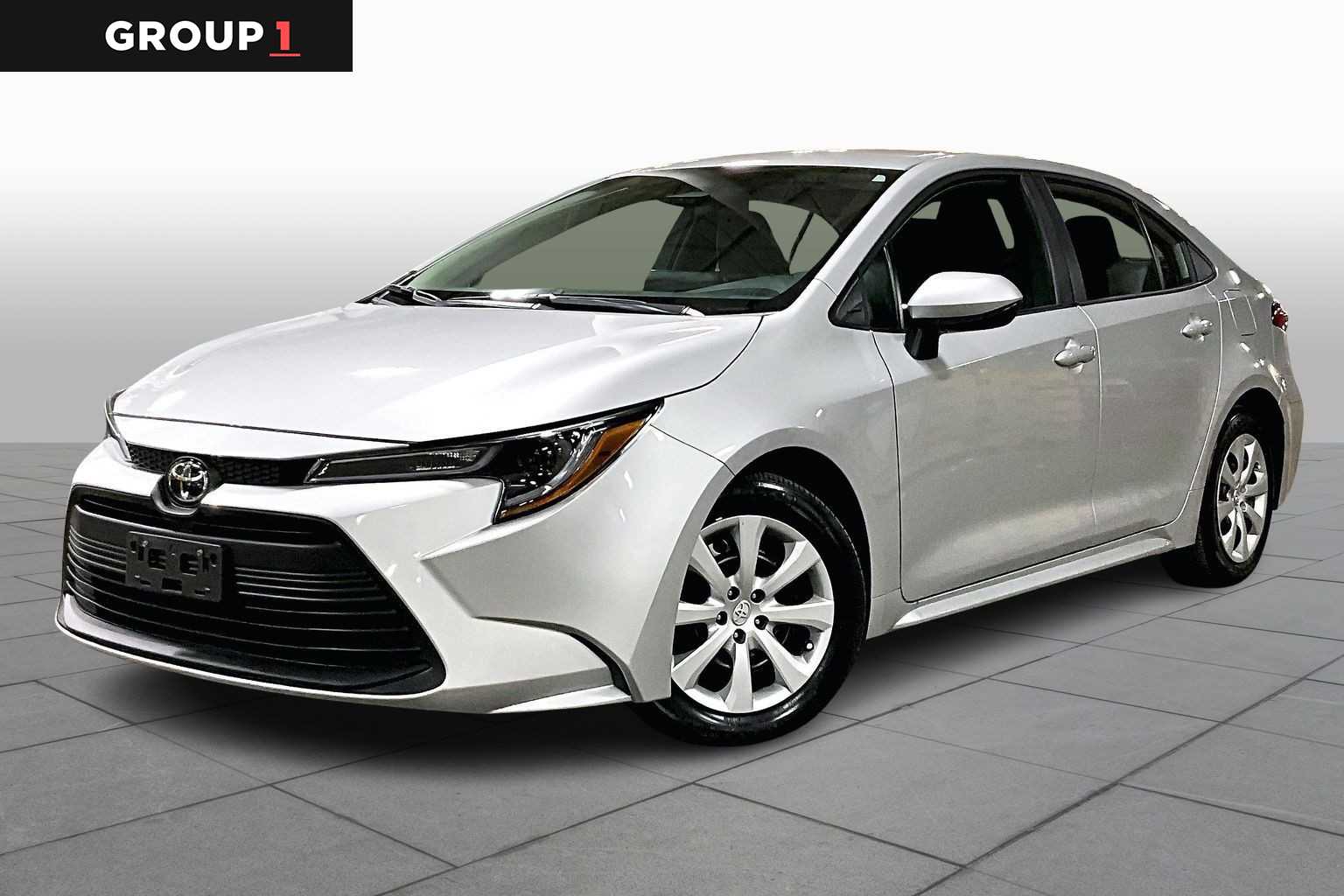 2025 Toyota Corolla LE's photo
